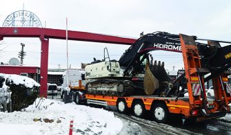 SELÇUKLU BELEDİYESİ  HATAY’A ARAÇ VE PERSONEL GÖNDERDİ