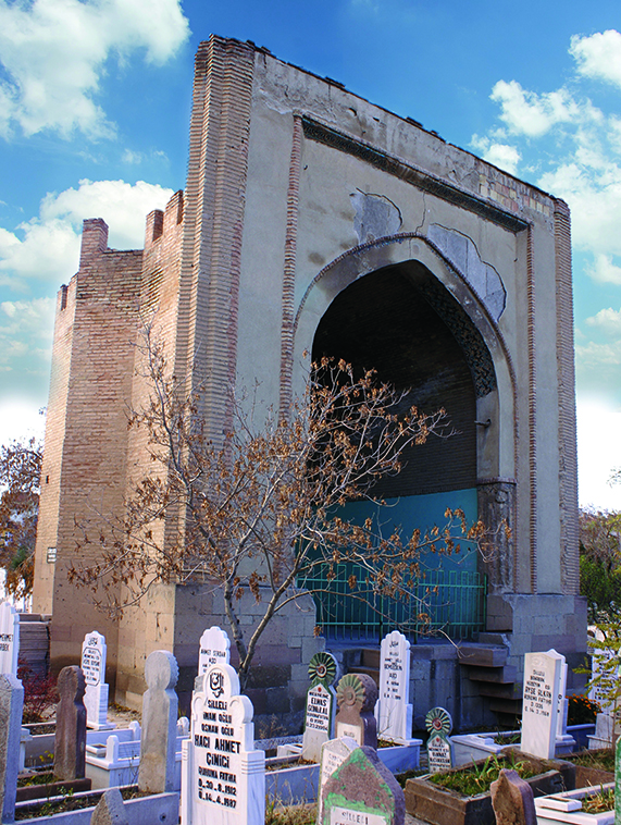 KONYA’NIN  KIZ KULESİ GÖMEÇ HATUN TÜRBESİ