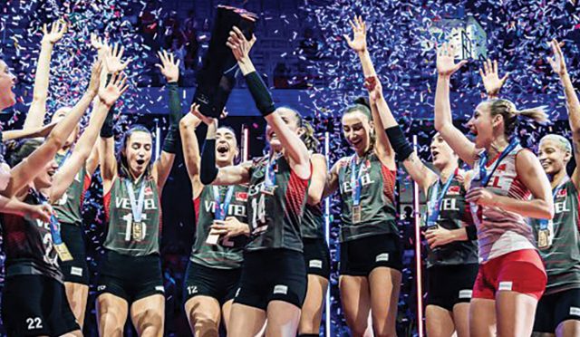 FİLENİN SULTANLARI AVRUPA ŞAMPİYONU