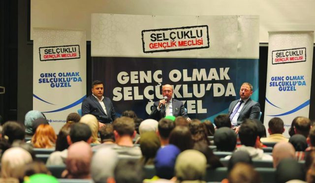 GENÇLİK BULUŞMALARI TÜM HIZIYLA DEVAM EDİYOR