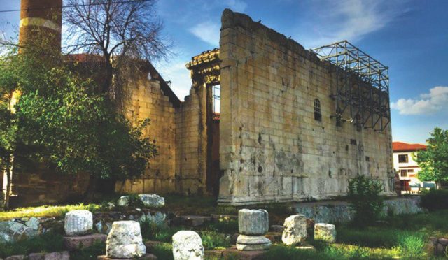 AUGUSTUS TAPINAĞI’NA RESTORASYON SONRASI YOĞUN İLGİ