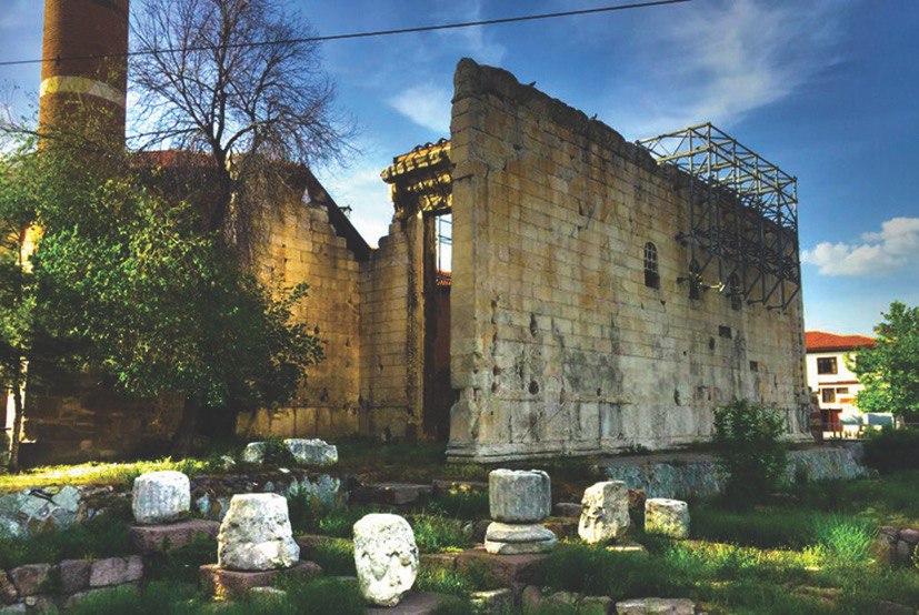 AUGUSTUS TAPINAĞI’NA RESTORASYON SONRASI YOĞUN İLGİ