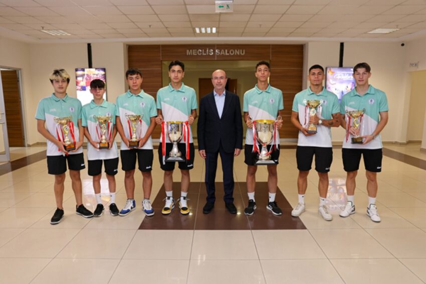 TÜRKİYE FUTBOL FEDERASYONU AÇIKLADI; TÜRKİYE’NİN EN BÜYÜĞÜ SELÇUKLU BELEDİYESPOR OLDU