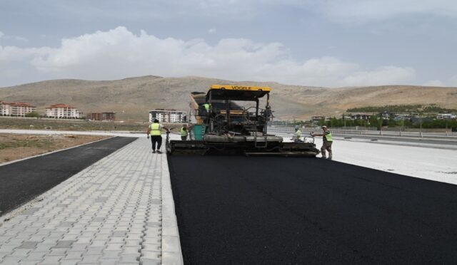 SELÇUKLU’DA ASFALTLAR YENİLENİYOR