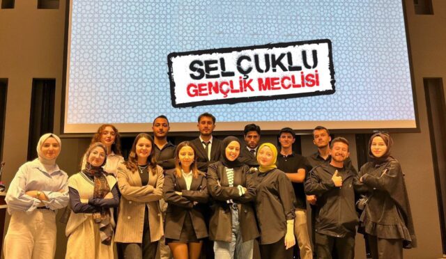 SELÇUKLU GENÇLİK MECLİSİ’NDEN GENÇLERE ORYANTASYON PROGRAMI