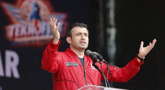 SELÇUK BAYRAKTAR: “YILMAYACAĞIZ”