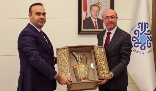 17379634651039990740