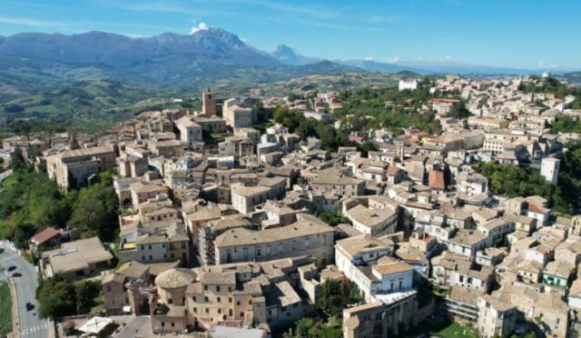 17424643781313286957