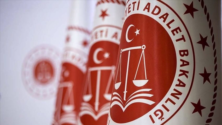 ADALET BAKANLIĞI 5 BİN YENİ PERSONEL ALIMI YAPACAK
