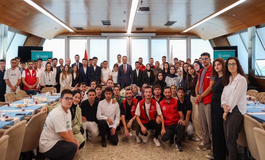 YANGINLA MÜCADELE EDEN GENÇLER ANKARA’DA BULUŞTU