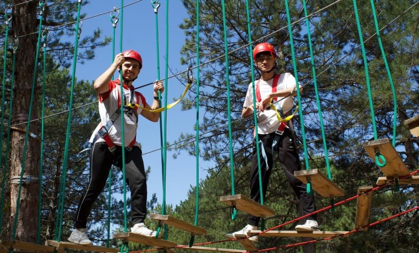 2025 YAZ KAMPLARIYLA GENÇLER YENİ YOLLAR KEŞFETTİ