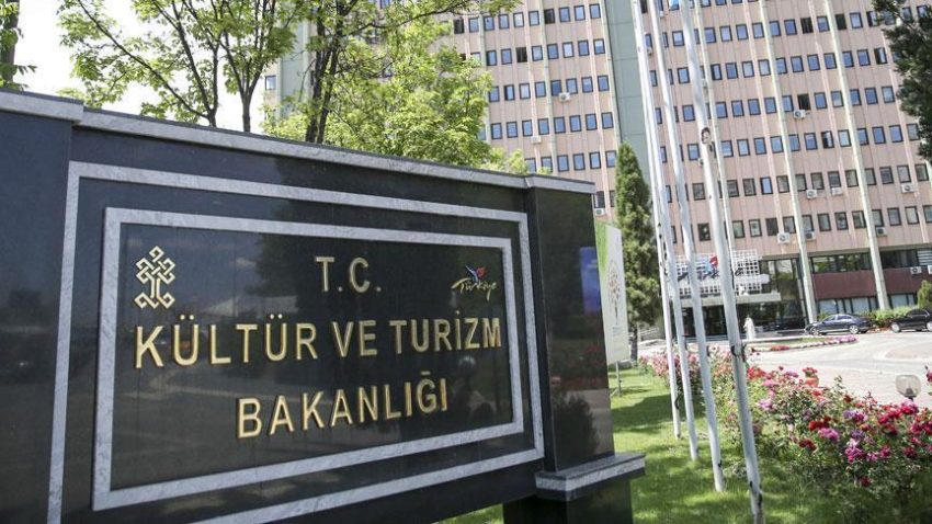 KÜLTÜR VE TURİZM BAKANLIĞI 7 PERSONEL ALACAK