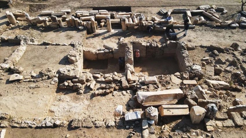 KARİA’NIN KALBİ HYLLARİMA’DA TARİHİ DÜKKANLAR KEŞFEDİLDİ