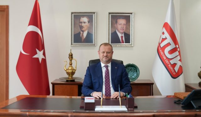 17613832541353003389