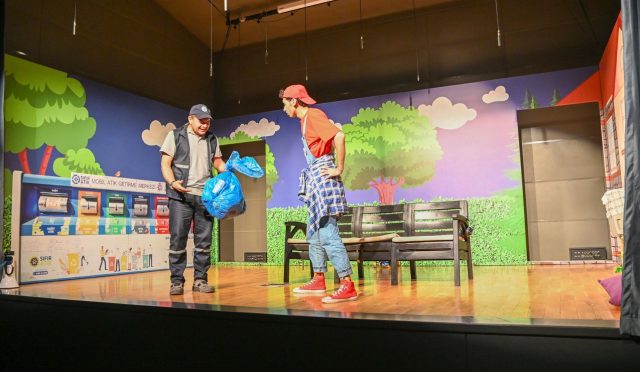 17624997611702636816