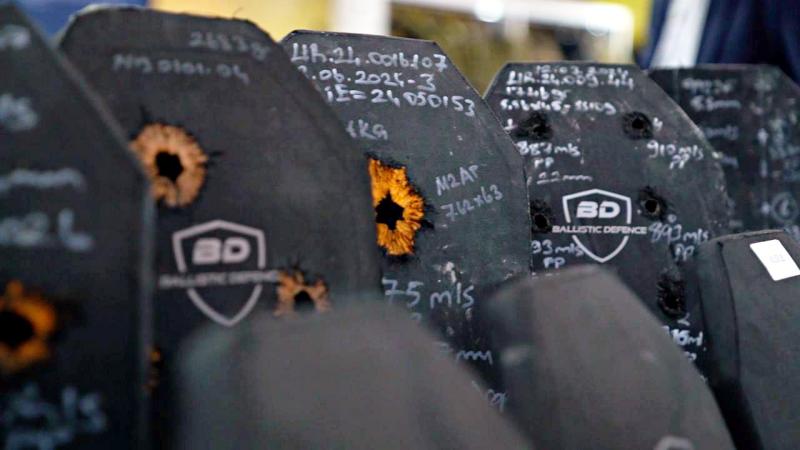 YERLİ BOR MADENİNDEN ÜRETİLEN BALİSTİK PLAKALAR DÜNYA STANDARTLARINI AŞTI