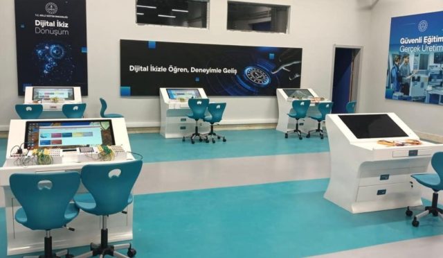 17654487991027504256