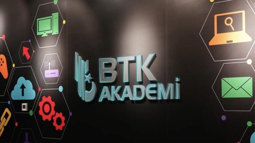 BTK AKADEMİ’DEN ÜCRETSİZ YAPAY ZEKÂ EĞİTİMLERİ VERİLECEK