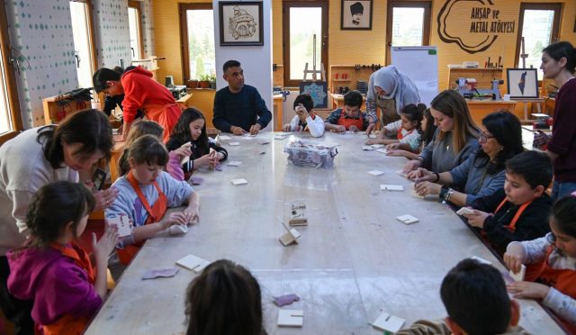 17683763591534009819