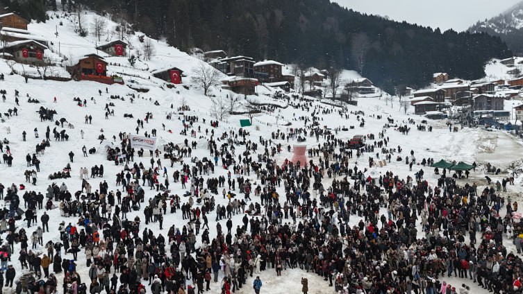 RİZE’DE 18. KARDAN ADAM KIŞ FESTİVALİ GERÇEKLEŞTİRİLDİ