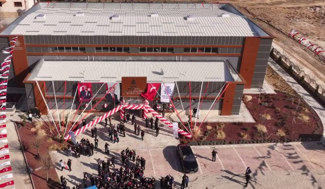 17702890351751743280