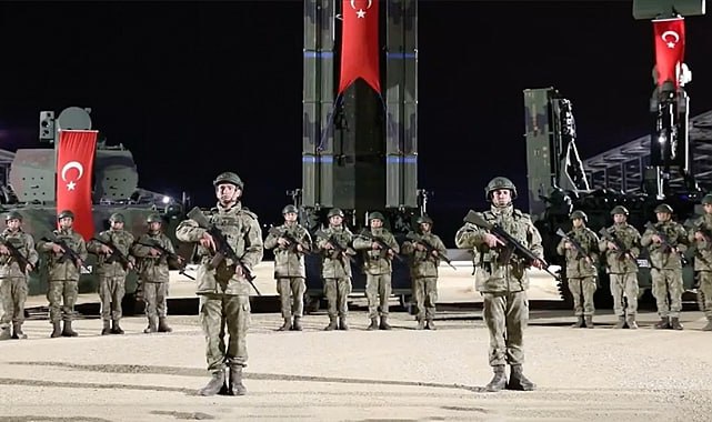 MEHMETÇİK’TEN DEPREM ŞEHİTLERİNE VEFA