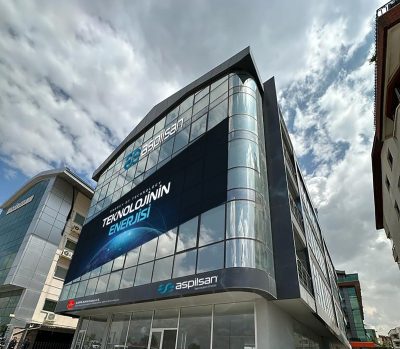 17707989682003160783