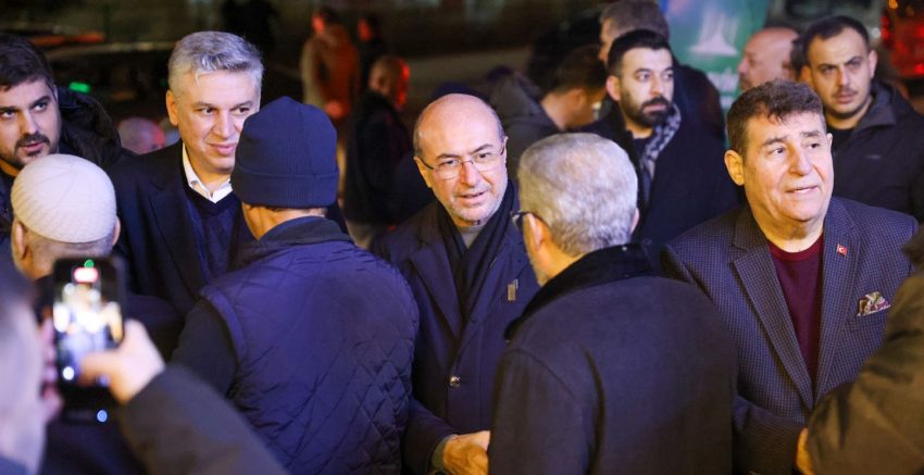 BAŞKAN PEKYATIRMACI KİBRİT CAMİİ’NDE VATANDAŞLARLA BİR ARAYA GELDİ