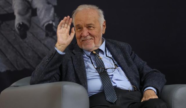 17734753031118379882