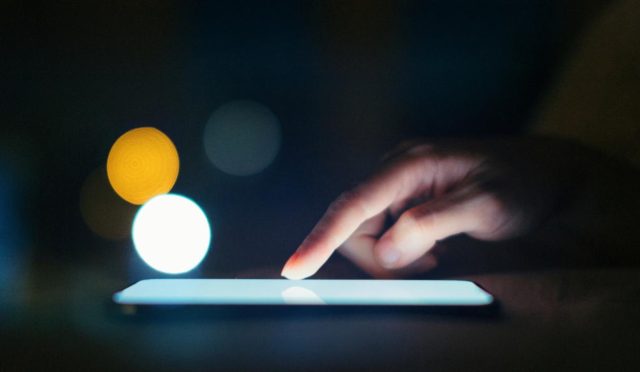 17737323921987182459