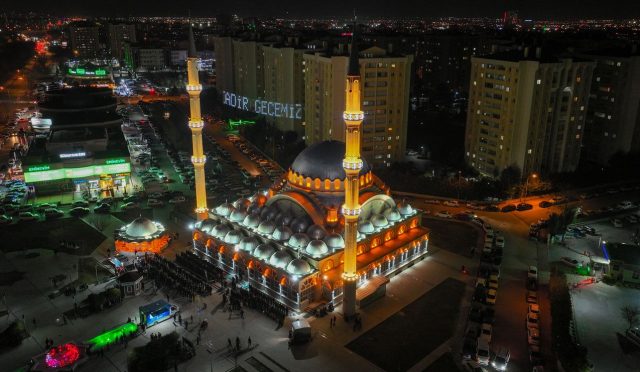 17738225391464195441