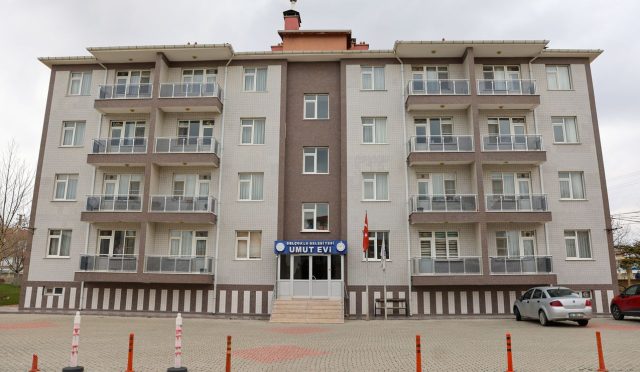 17748545941982570384