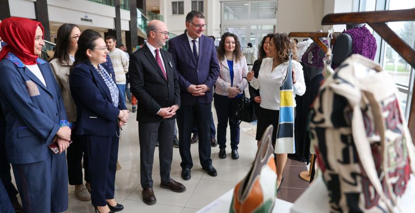 İKİNCİ HAYAT: İLERİ DÖNÜŞÜM SERGİSİ AÇILDI