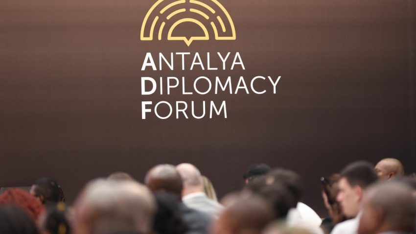 DÜNYA LİDERLERİ ANTALYA DİPLOMASİ FORUMU’NDA BULUŞACAK