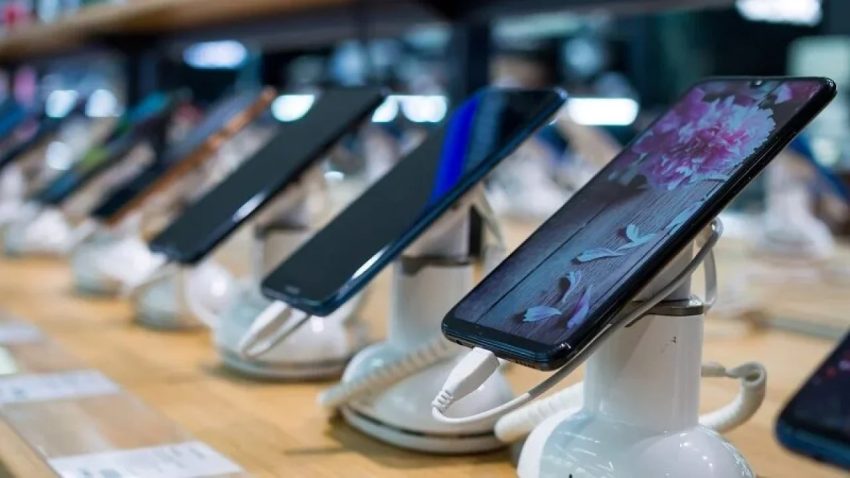 KAYITSIZ TELEFONLARDA ERİŞİM RİSKİ: SON TARİH 1 MAYIS