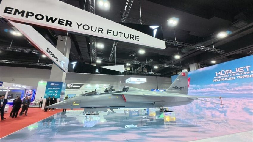 TÜRKİYE İLE MALEZYA ARASINDA SAVUNMA İŞ BİRLİĞİ BÜYÜYOR