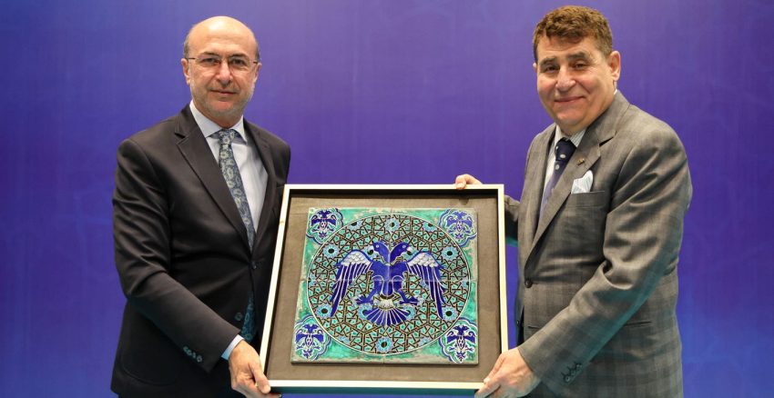 SELÇUKLU BELEDİYESİ’NDEN ANLAMLI VEDA PROGRAMI