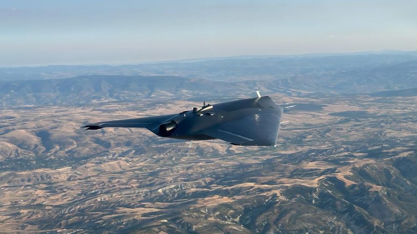 ANKA-3’E ÖZEL GELİŞTİRİLEN İLERİ TEKNOLOJİ ANTEN SAHA EXPO’DA TANITILDI