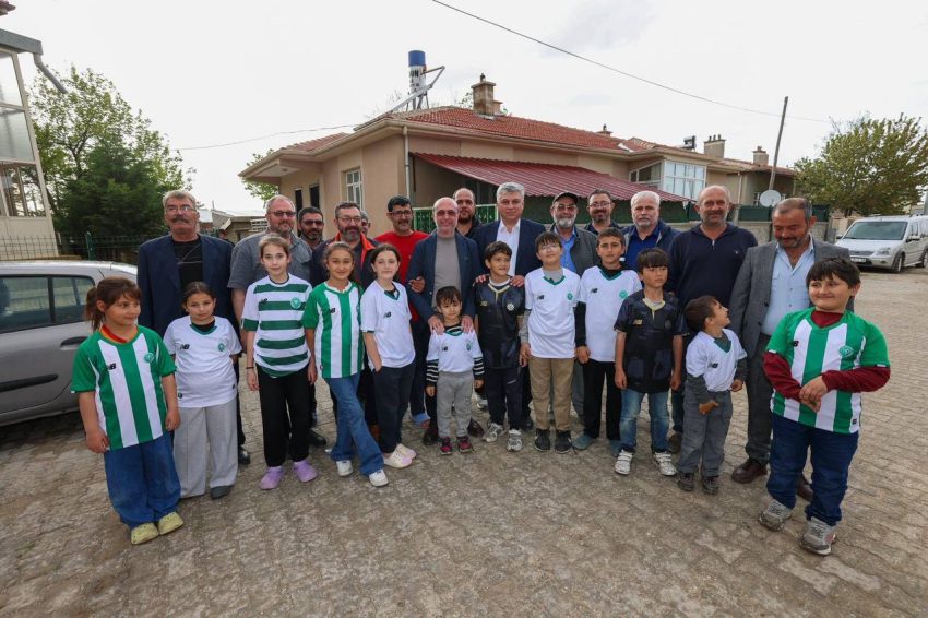 BAŞKAN PEKYATIRMACI DIŞ MAHALLELERDE VATANDAŞLARLA BİR ARAYA GELDİ