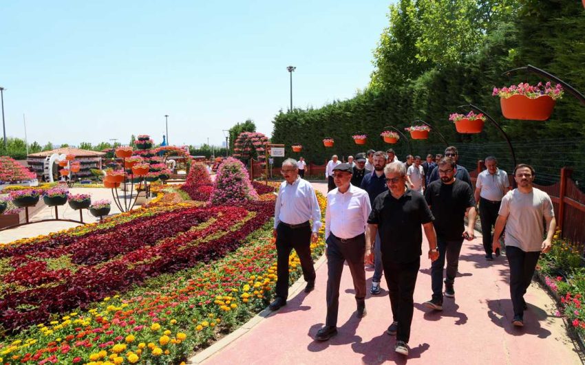 BAŞKAN PEKYATIRMACI, SELÇUKLU’NUN YATIRIM VE HİZMETLERİNİ MECLİS ÜYELERİYLE YERİNDE İNCELEDİ