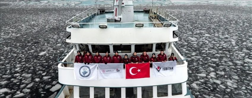 TÜRKİYE’NİN ARKTİK SEFERİNDE BİLİMSEL KEŞİF: KUTBUN DEĞİŞEN YÜZÜ ARAŞTIRILIYOR