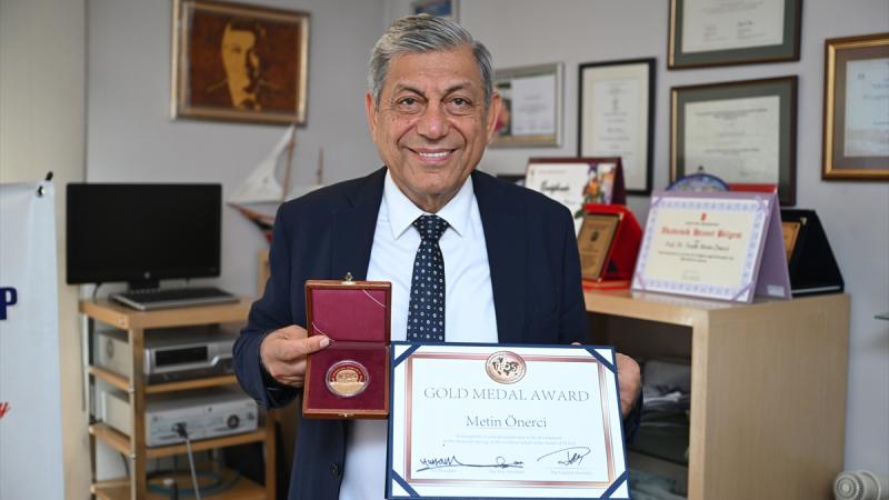 “DÜNYA ALTIN MADALYA” İLK KEZ TÜRKİYE’DEN BİR ÖĞRETİM ÜYESİNE VERİLDİ