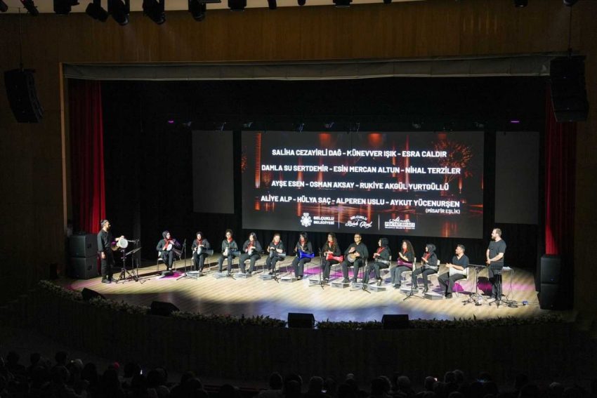 SELÇUKLU SAHNE’DE RİTİM VE PİYANO AYNI SAHNEDE BULUŞTU