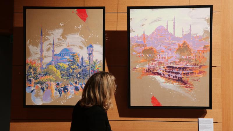 “İSTANBUL: BİR ŞEHİR, BİN BAKIŞ” SERGİSİ PARİS’TE AÇILDI