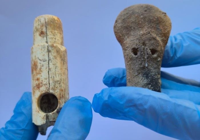 TROYA KAZILARINDA İLK KEZ BİR MÜZİK ALETİ BULUNDU